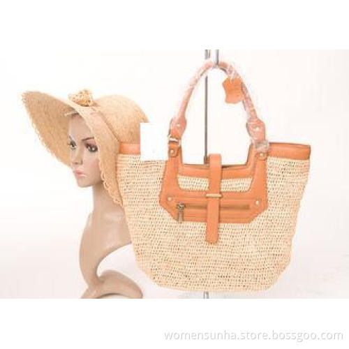 Women Beige Raffia Beach Bag For Banquet / Party , 32cm x 4